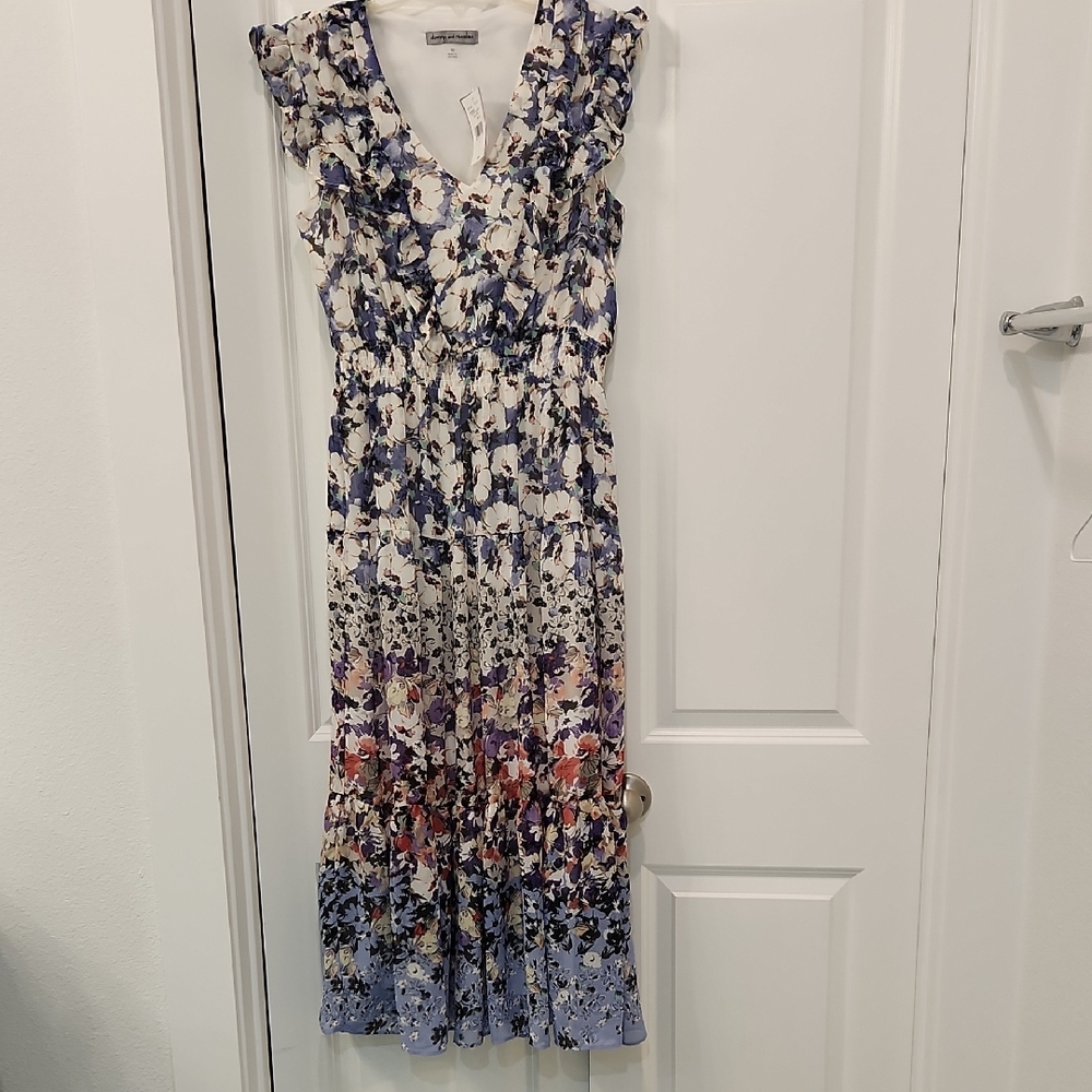 Danny & Nicoles Blue and Cream Floral Maxi Dress